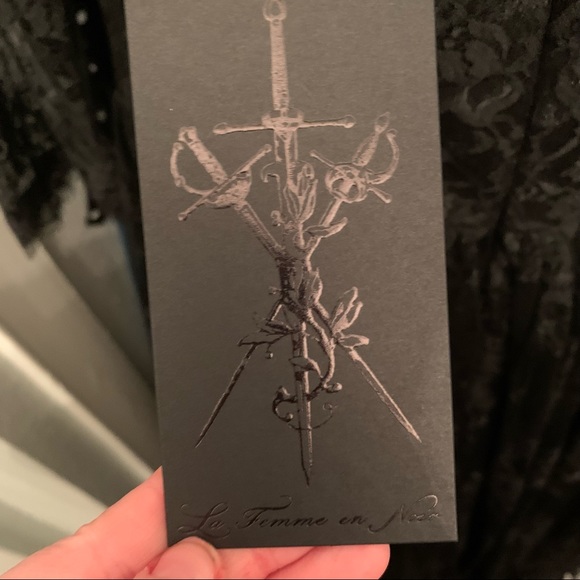 La Femme En Noir Mourning Dress in Black Lace NWT - Picture 9 of 9